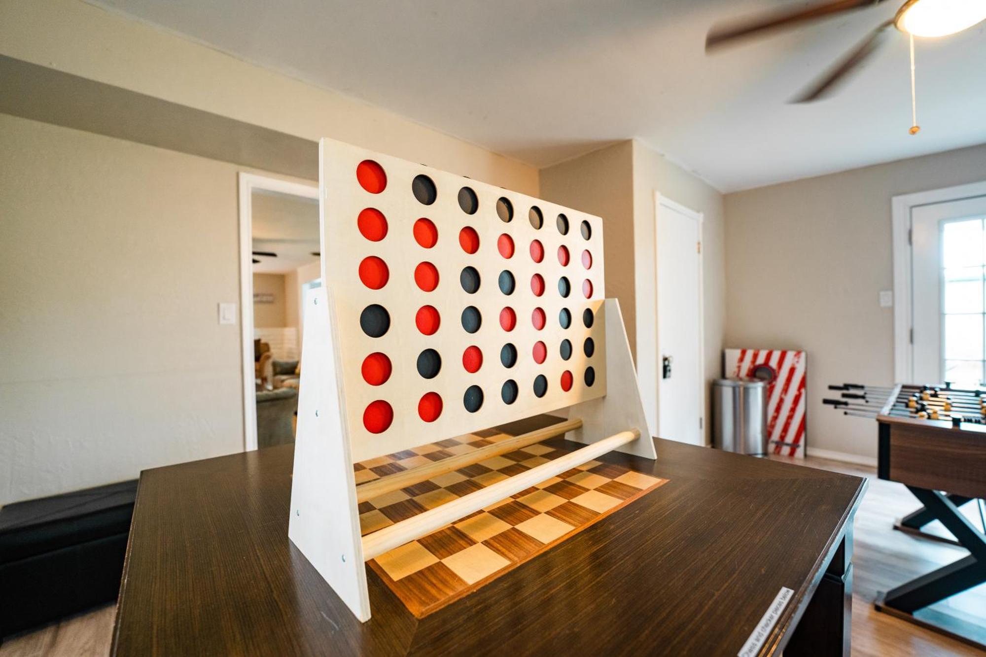 Cozy 3 Bedroom With Hot Tub 2 Min Away From Lackland San Antonio Luaran gambar